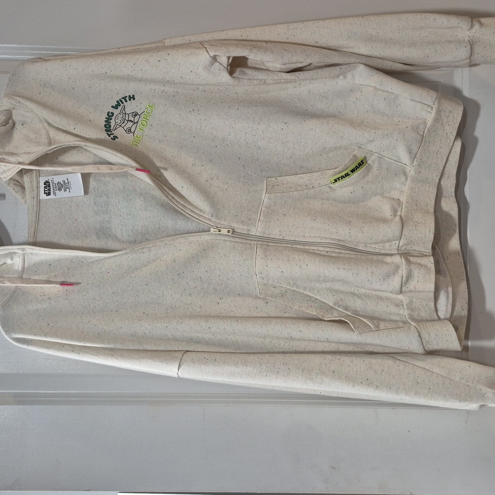 Star Wars Cream Hoodie with Grogu Graphic